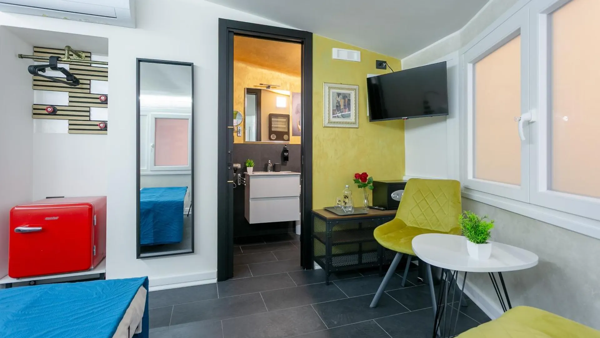 Le Regine - Home Suites - Adult Only Rome 0*,